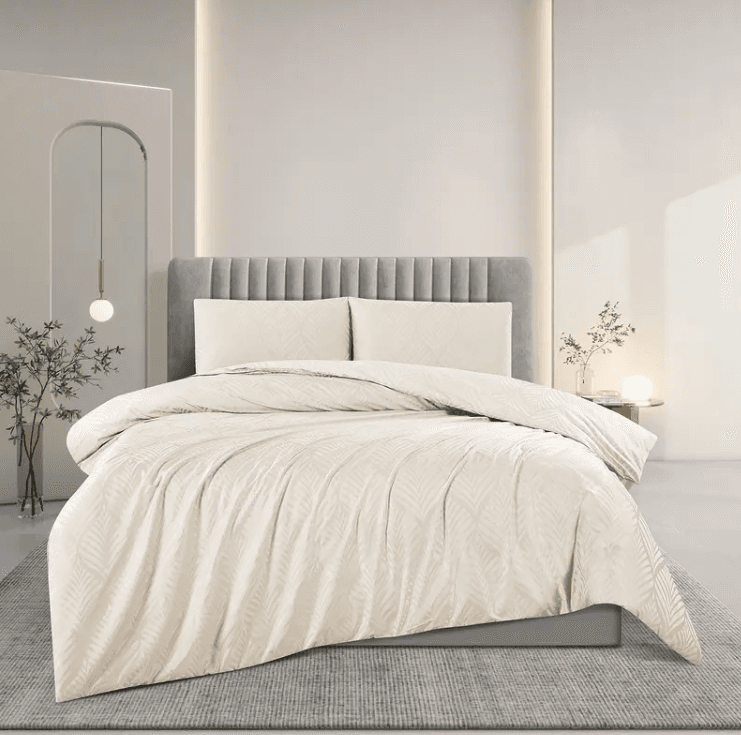 Wholesale High Quality 330TC Cotton Polyester Jacquard Bedding Set Humid-proof